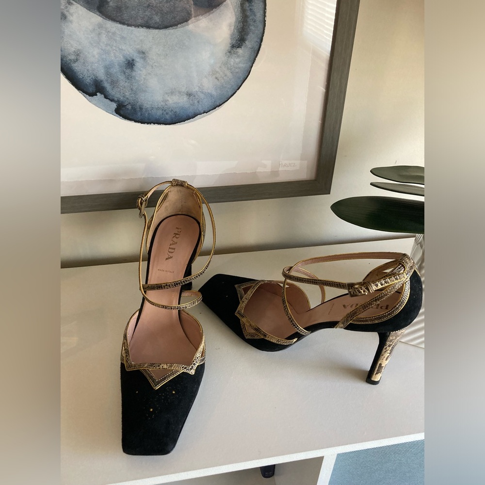 Vintage Prada Y2K Snakeskin Trim Pumps 38.5